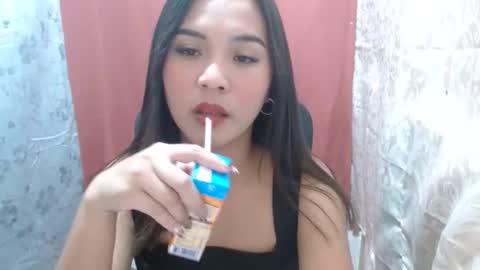 Snapshot of loving_scarlet19 chatting on December 14, 5:46 am Scarlet online show from December 14, 5:46 am