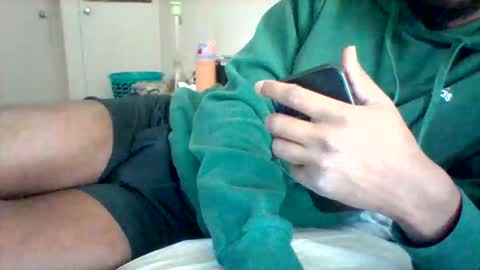 lowkeyme28 online show from February 4, 11:42 pm