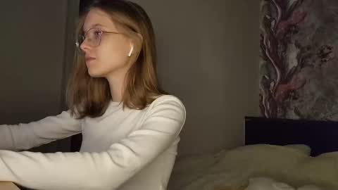 Karmell online show from March 5, 3:51 pm