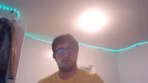 Snapshot of lpop81020 chatting on December 17, 6:08 am lpop81020 online show from December 17, 6:08 am