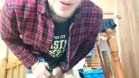 Snapshot of lshot_d chatting on February 2, 5:32 am Lshot D online show from February 2, 5:32 am