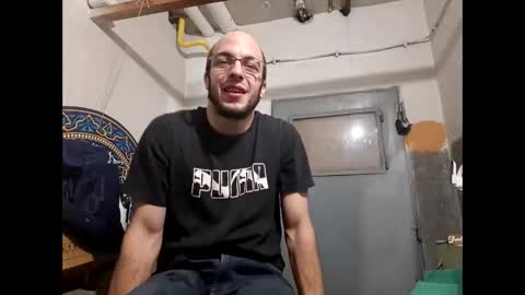 Snapshot of lshot_d chatting on December 1, 9:09 pm Lshot D online show from December 1, 9:09 pm