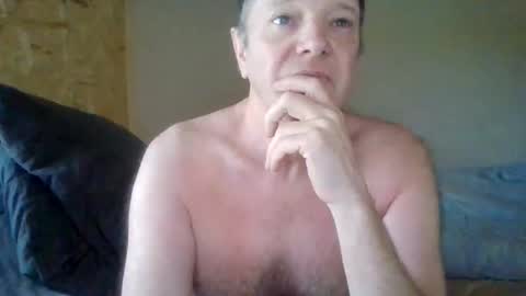 Snapshot of lu485947452685193669 chatting on May 23, 11:36 am lu485947452685193669 online show from May 23, 11:36 am