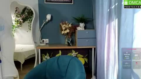 Snapshot of lu_muon chatting on July 15, 8:41 am lu_muon online show from July 15, 8:41 am