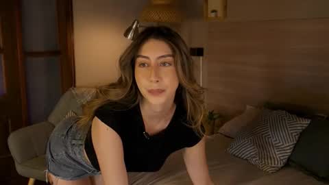 Snapshot of lua_ferch_ chatting on February 12, 12:55 pm ---Goys incredible photographs online show from February 12, 12:55 pm