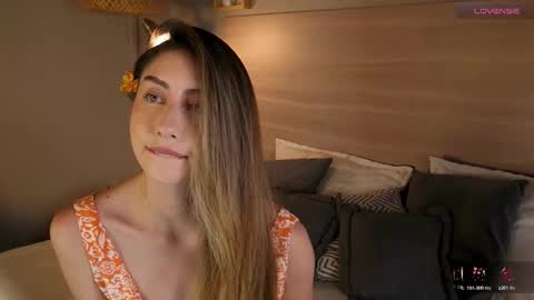 Snapshot of lua_ferch_ chatting on February 14, 1:30 pm ---Goys incredible photographs online show from February 14, 1:30 pm