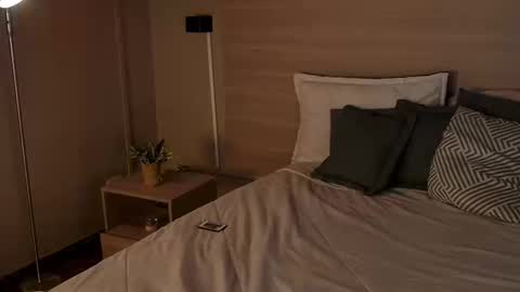 Snapshot of lua_ferch_ chatting on March 25, 1:06 pm ---Goys incredible photographs online show from March 25, 1:06 pm