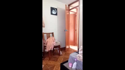 Snapshot of luana363 chatting on April 16, 7:25 pm luana363 online show from April 16, 7:25 pm