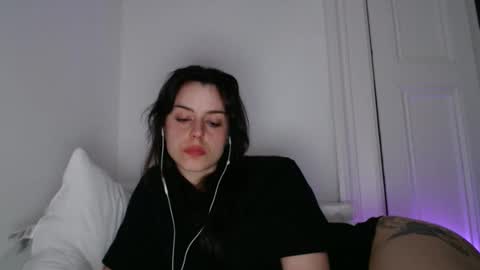 luana online show from June 8, 9:26 pm