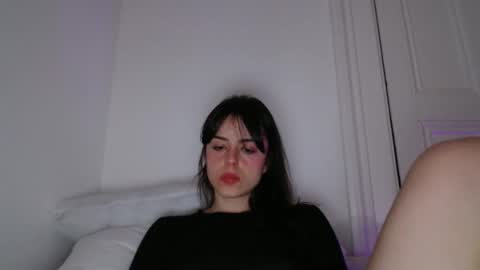 luana online show from June 9, 9:37 pm