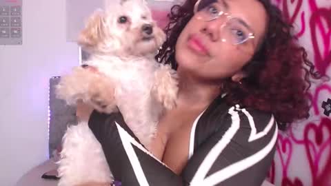 Luana grey1 on ig online show from February 28, 9:04 am