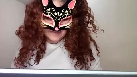 luanapowerful online show from February 23, 2:07 am