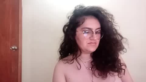 luanapowerful online show from July 12, 2:35 am