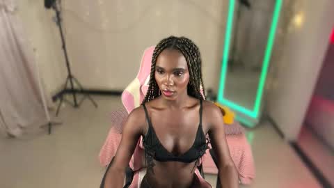 Snapshot of luanarisque chatting on March 28, 3:06 am IG luana orq online show from March 28, 3:06 am