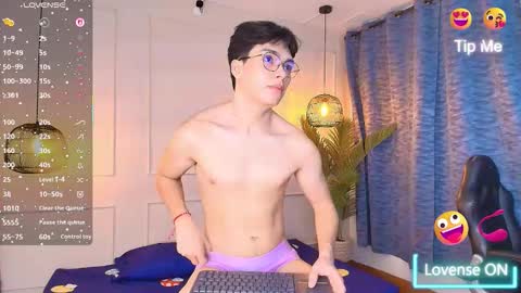 lUAN online show from March 18, 11:57 am