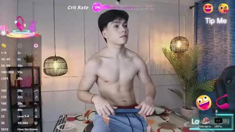 Snapshot of luandy_ chatting on April 20, 11:35 am lUAN online show from April 20, 11:35 am