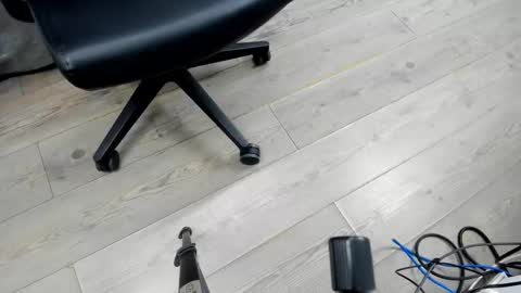 luca_morettii online show from October 9, 12:14 pm