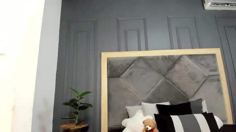 luca_morettii online show from November 16, 12:11 pm