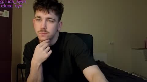 Snapshot of luca_syn chatting on March 22, 7:17 pm Luca S online show from March 22, 7:17 pm