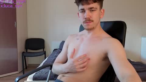 Snapshot of luca_syn chatting on March 26, 10:43 am Luca S online show from March 26, 10:43 am