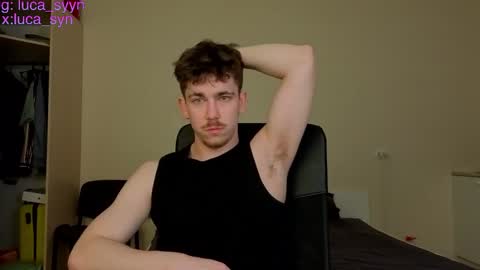 Snapshot of luca_syn chatting on March 31, 4:51 pm Luca S online show from March 31, 4:51 pm