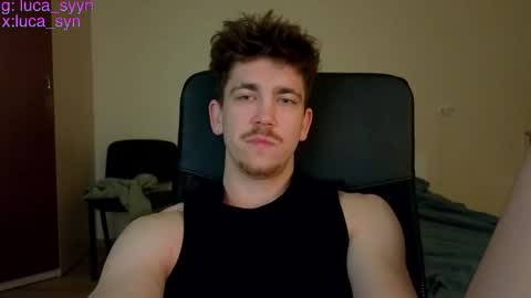 Snapshot of luca_syn chatting on April 15, 7:58 pm Luca S online show from April 15, 7:58 pm