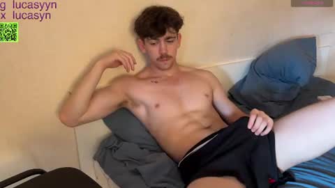 Snapshot of luca_syn chatting on July 25, 1:30 pm Luca S online show from July 25, 1:30 pm
