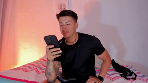 luca vane online show from September 12, 1:49 am