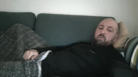 Snapshot of lucabeech88 chatting on December 5, 9:17 am Luca online show from December 5, 9:17 am