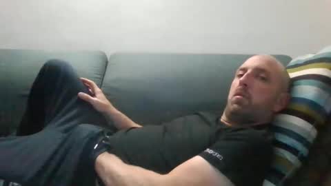 Snapshot of lucabeech88 chatting on September 28, 7:19 pm Luca online show from September 28, 7:19 pm