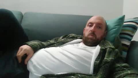 Snapshot of lucabeech88 chatting on November 9, 7:12 pm Luca online show from November 9, 7:12 pm