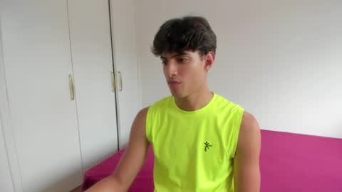 lucacosta19 online show from May 21, 6:59 pm