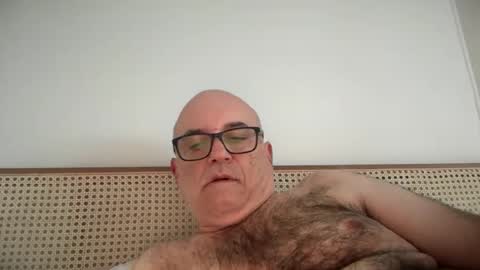 lucas10004 online show from October 4, 2:09 am