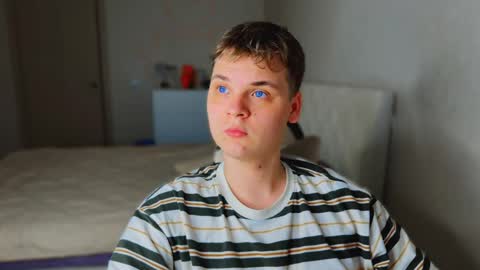 Snapshot of lucas_dany chatting on February 20, 5:59 am Lucas Gill online show from February 20, 5:59 am