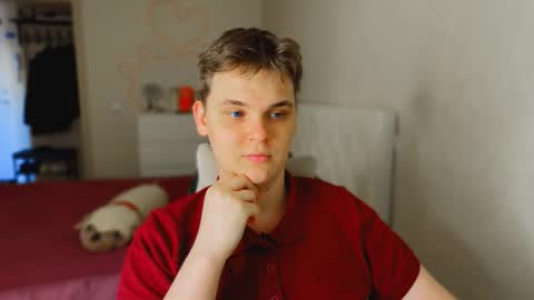 Snapshot of lucas_dany chatting on March 5, 10:33 am Lucas Gill online show from March 5, 10:33 am