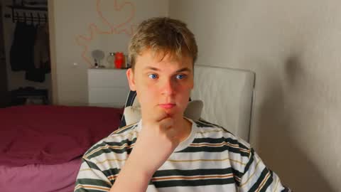 Snapshot of lucas_dany chatting on March 19, 1:42 am Lucas Gill online show from March 19, 1:42 am