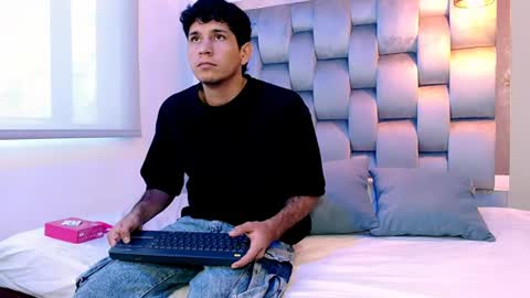 lucas_dream online show from July 30, 11:42 am