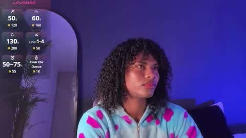 Snapshot of lucas_eevans07 chatting on October 6, 12:46 pm   online show from October 6, 12:46 pm