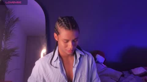 Snapshot of lucas_eevans07 chatting on October 13, 9:53 am   online show from October 13, 9:53 am