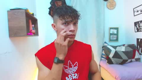 Snapshot of lucas_luxx1 chatting on September 10, 12:27 pm Lucas Luxx online show from September 10, 12:27 pm