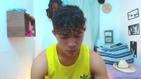 Snapshot of lucas_luxx1 chatting on September 15, 1:00 pm Lucas Luxx online show from September 15, 1:00 pm