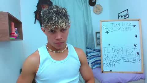 Snapshot of lucas_luxx1 chatting on October 22, 8:19 pm Lucas Luxx online show from October 22, 8:19 pm