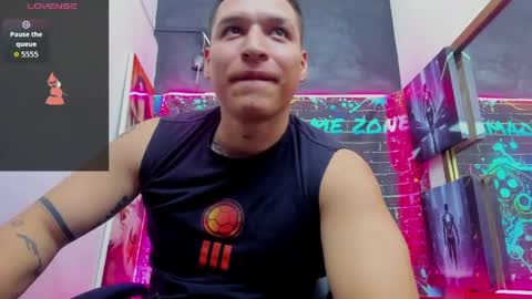 Snapshot of lucas_simonee chatting on May 18, 4:07 am Lucas Simone online show from May 18, 4:07 am