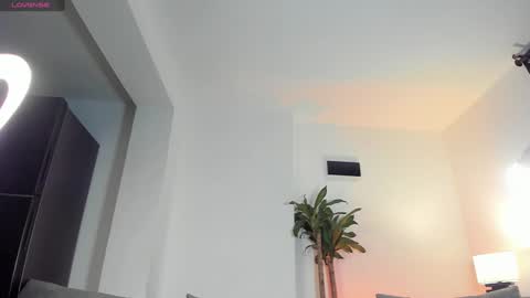 Snapshot of lucasanto_ chatting on January 4, 7:03 am LUCA SANTOS online show from January 4, 7:03 am