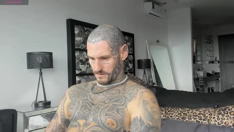 lucasexclusive online show from December 10, 4:24 am