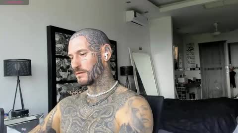 lucasexclusive online show from December 11, 3:56 am