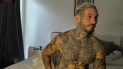 lucasexclusive online show from January 17, 5:23 am