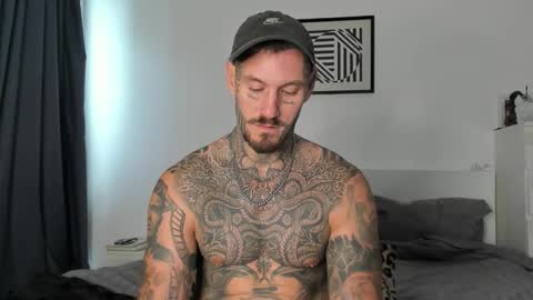 lucasexclusive online show from February 6, 5:12 am