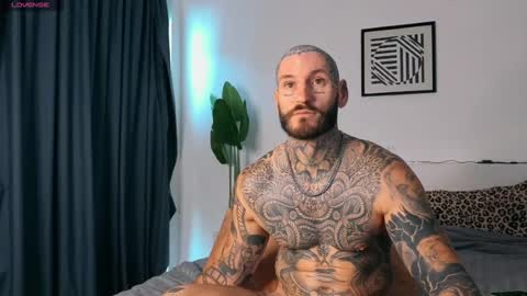 Snapshot of lucasexclusive chatting on June 20, 4:48 am lucasexclusive online show from June 20, 4:48 am
