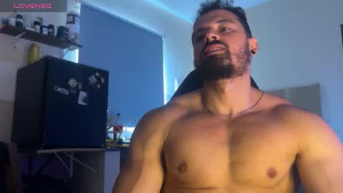 lucasfit24 online show from January 14, 3:06 pm